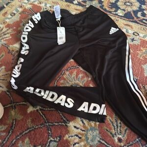 Adidas light weight Men’s Joggers XL
